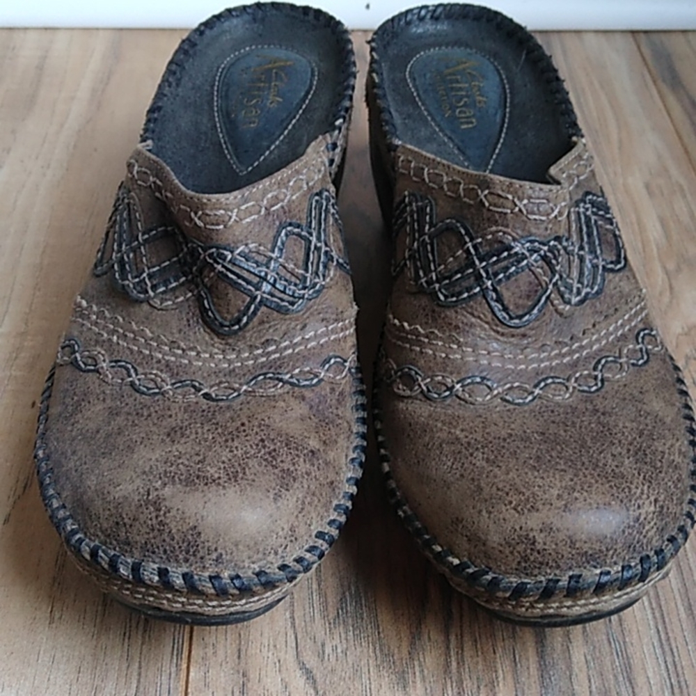 Clark Comfort Leather woven embroidery western boho Mules Y2K 90's Size 6.5